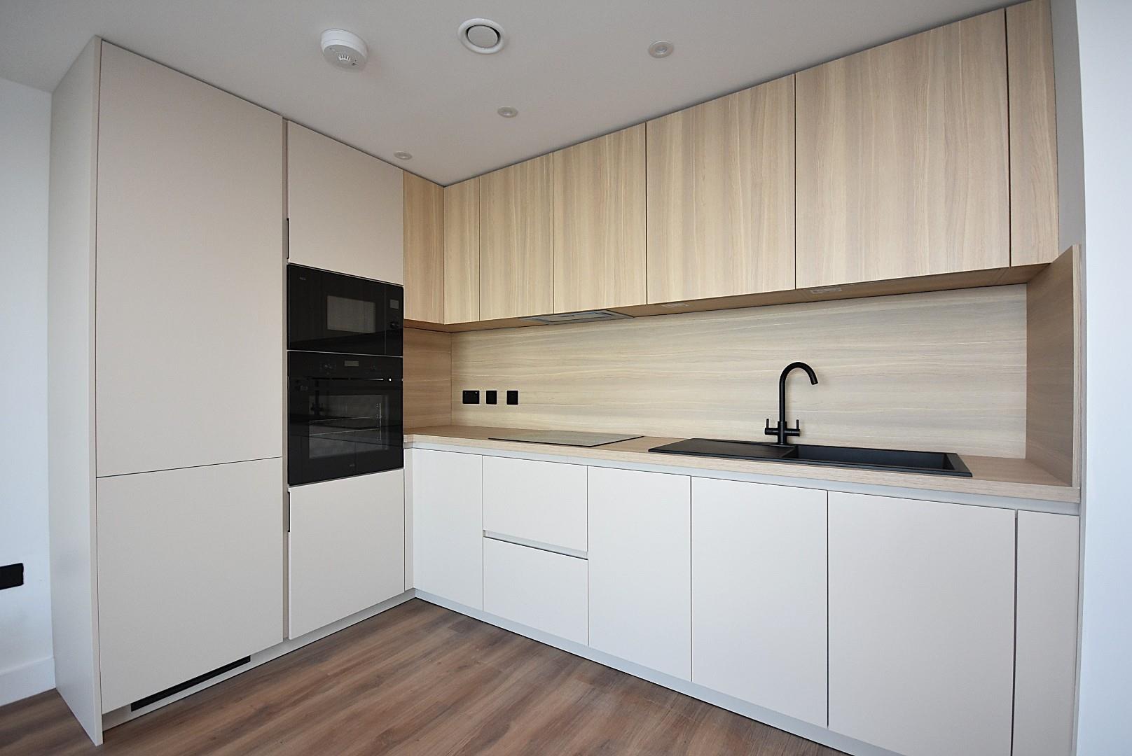 21 Eddystone House, Ferry Court, Cardiff, CF11 0AU